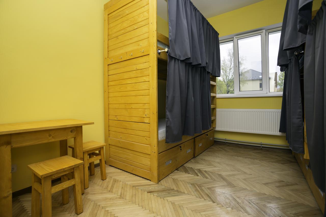 Dream Hostel Carpathians Rakhiv Exterior photo